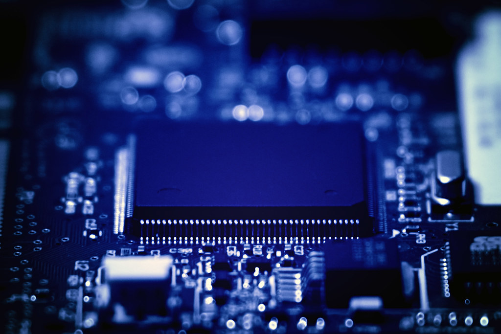 A Tiny Memory Chip That Loves the Heat